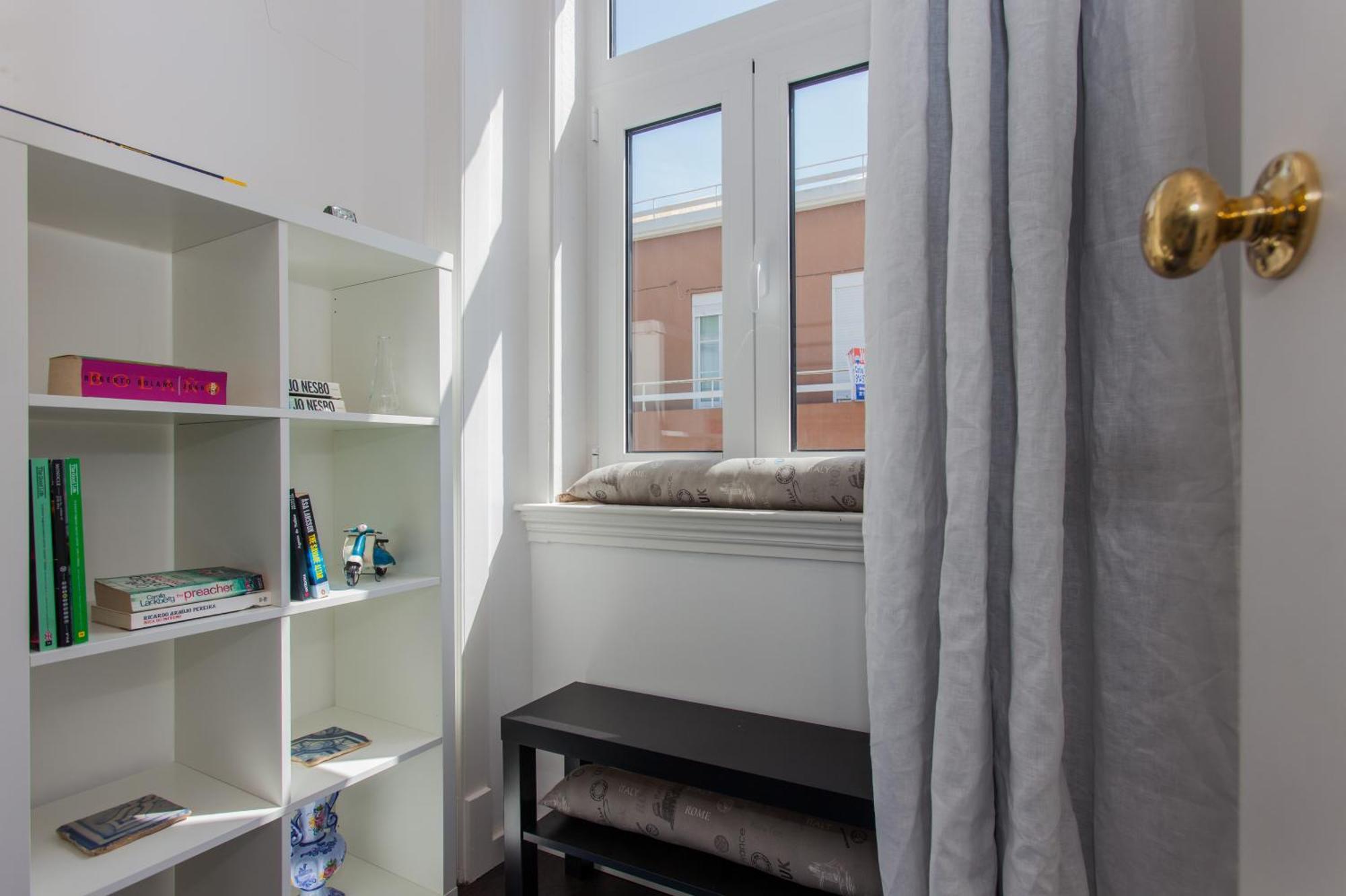 Typical Light Filled Graca Apt W Ac, By Timecooler Лиссабон Экстерьер фото